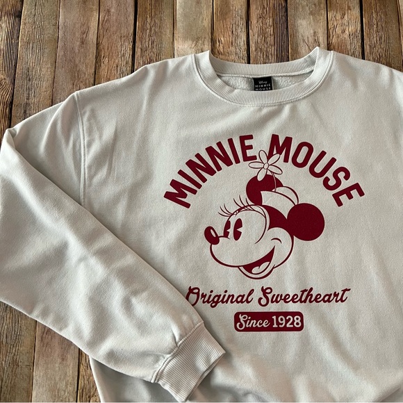 Disney Minnie Mouse Wonens long sleeve pullover sweatshirt | size medium - Picture 2 of 9